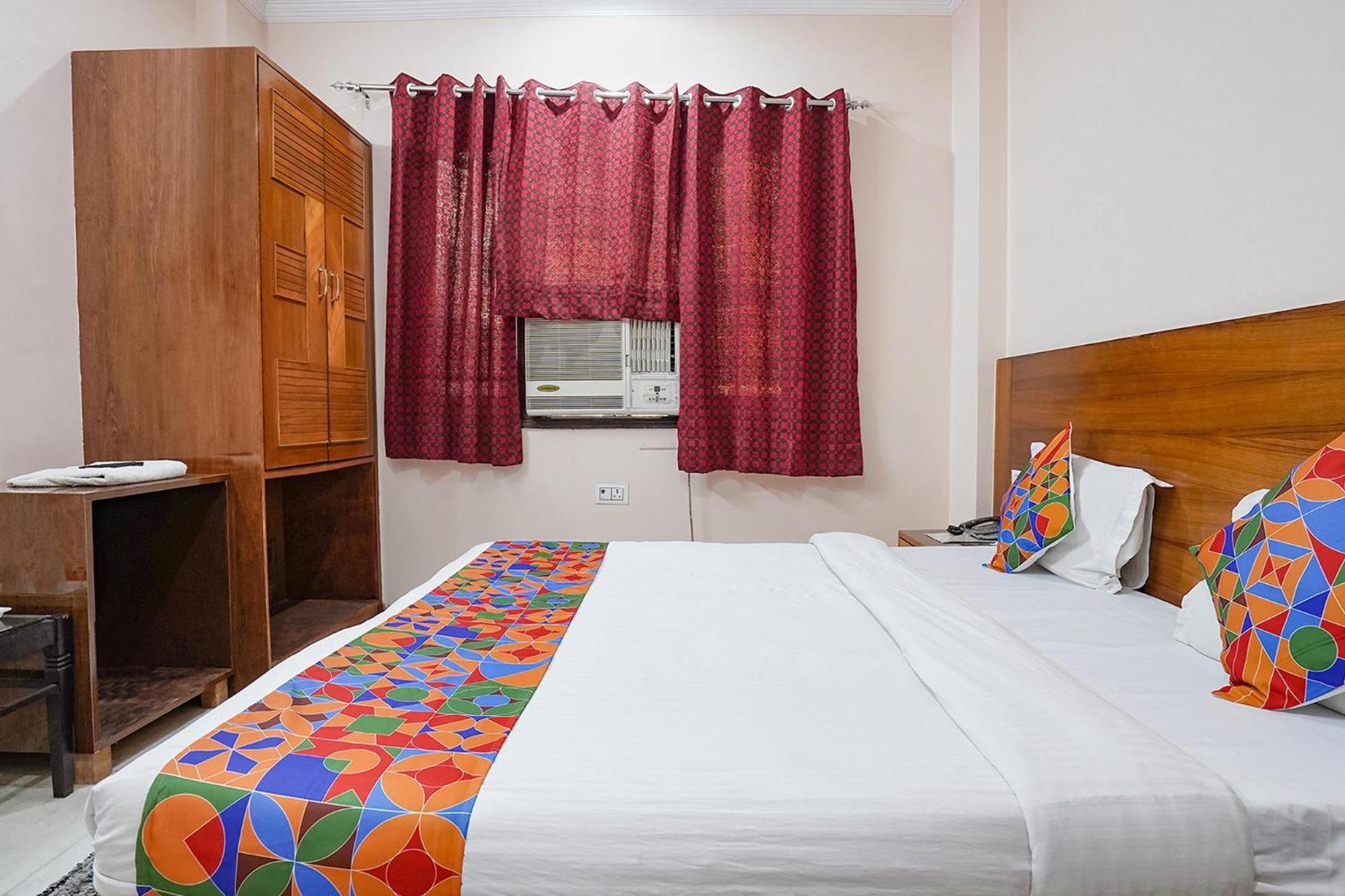 Fabhotel De Gold Nuova Delhi Esterno foto