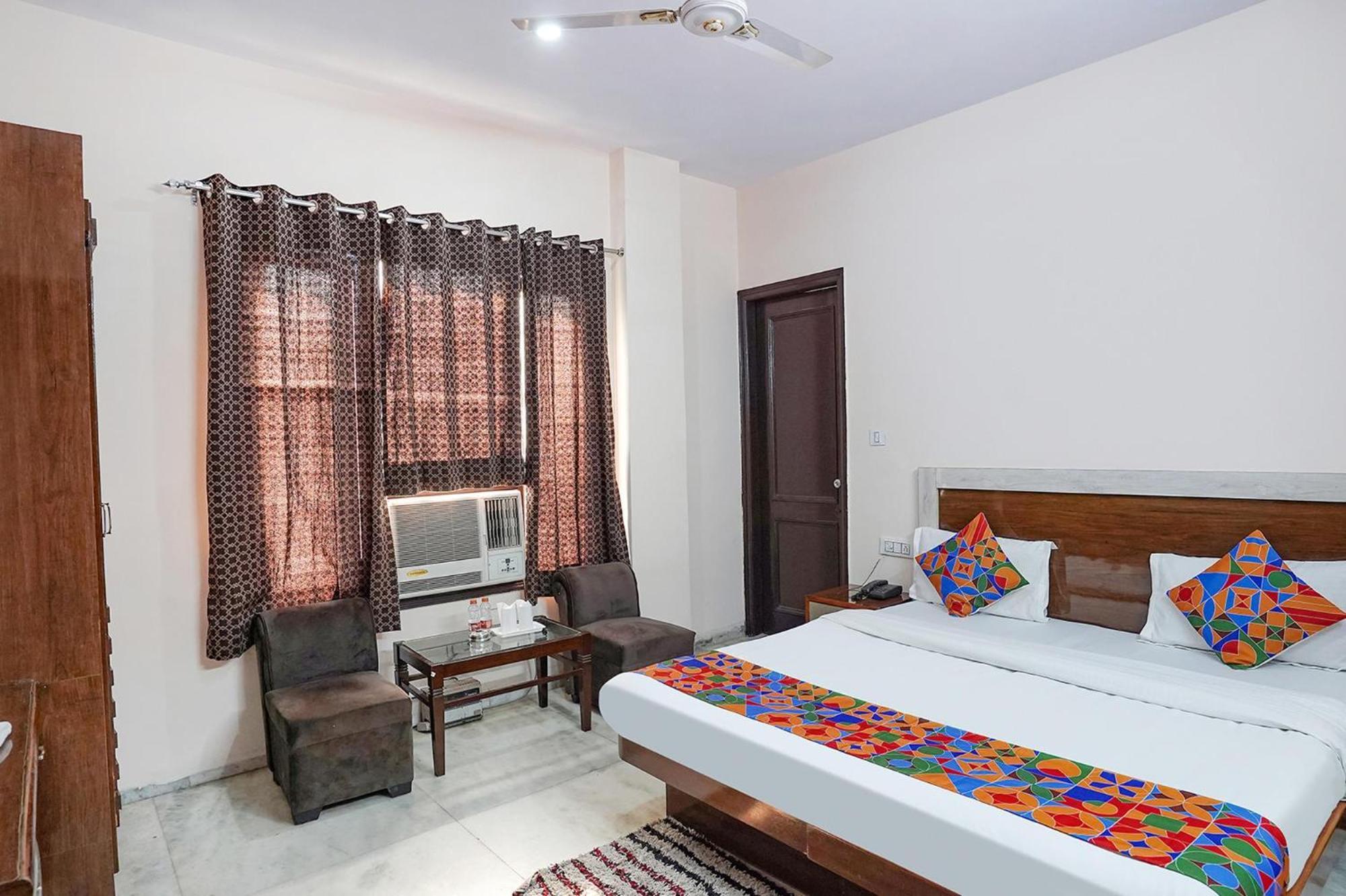 Fabhotel De Gold Nuova Delhi Esterno foto