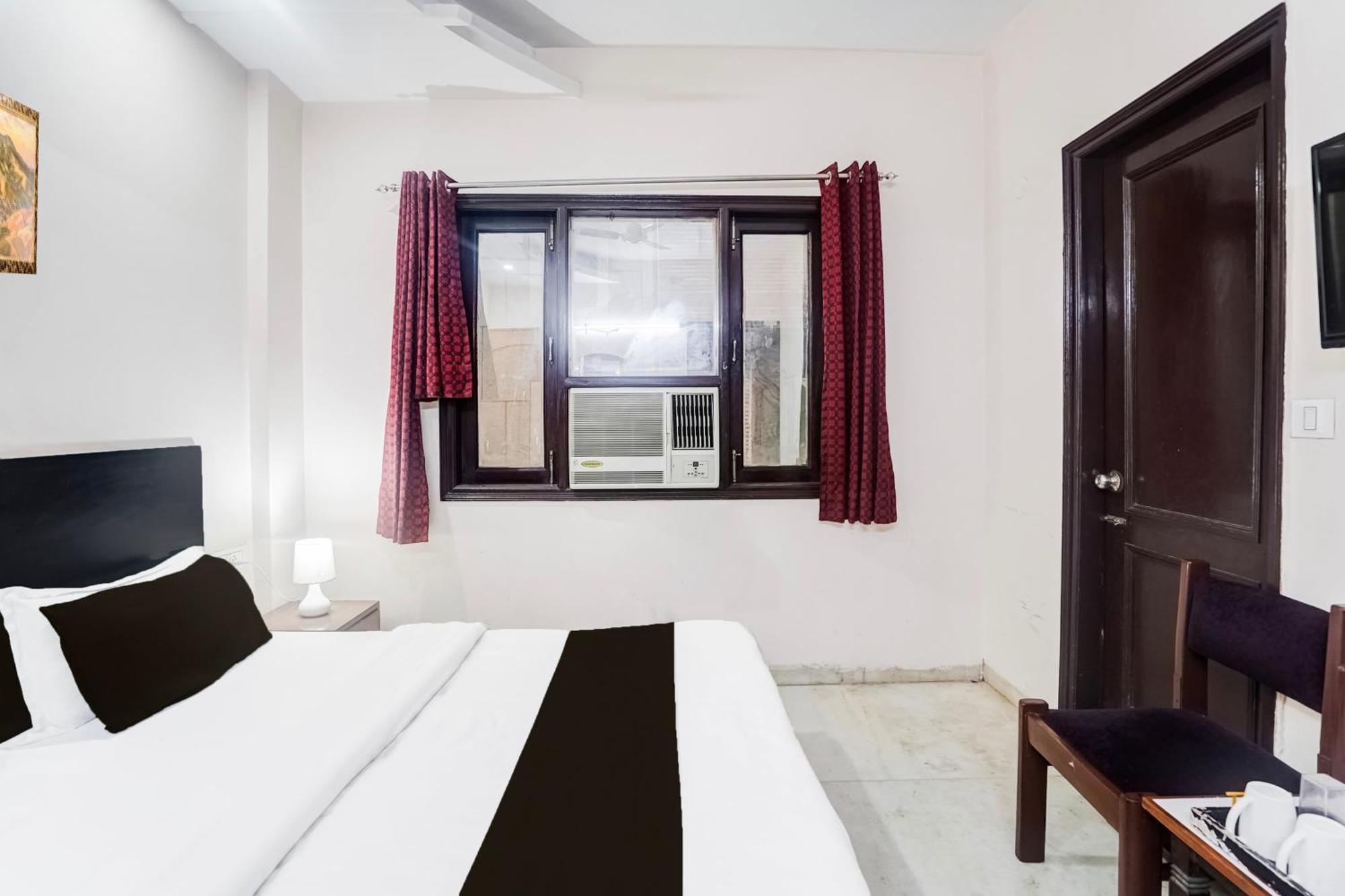 Fabhotel De Gold Nuova Delhi Esterno foto