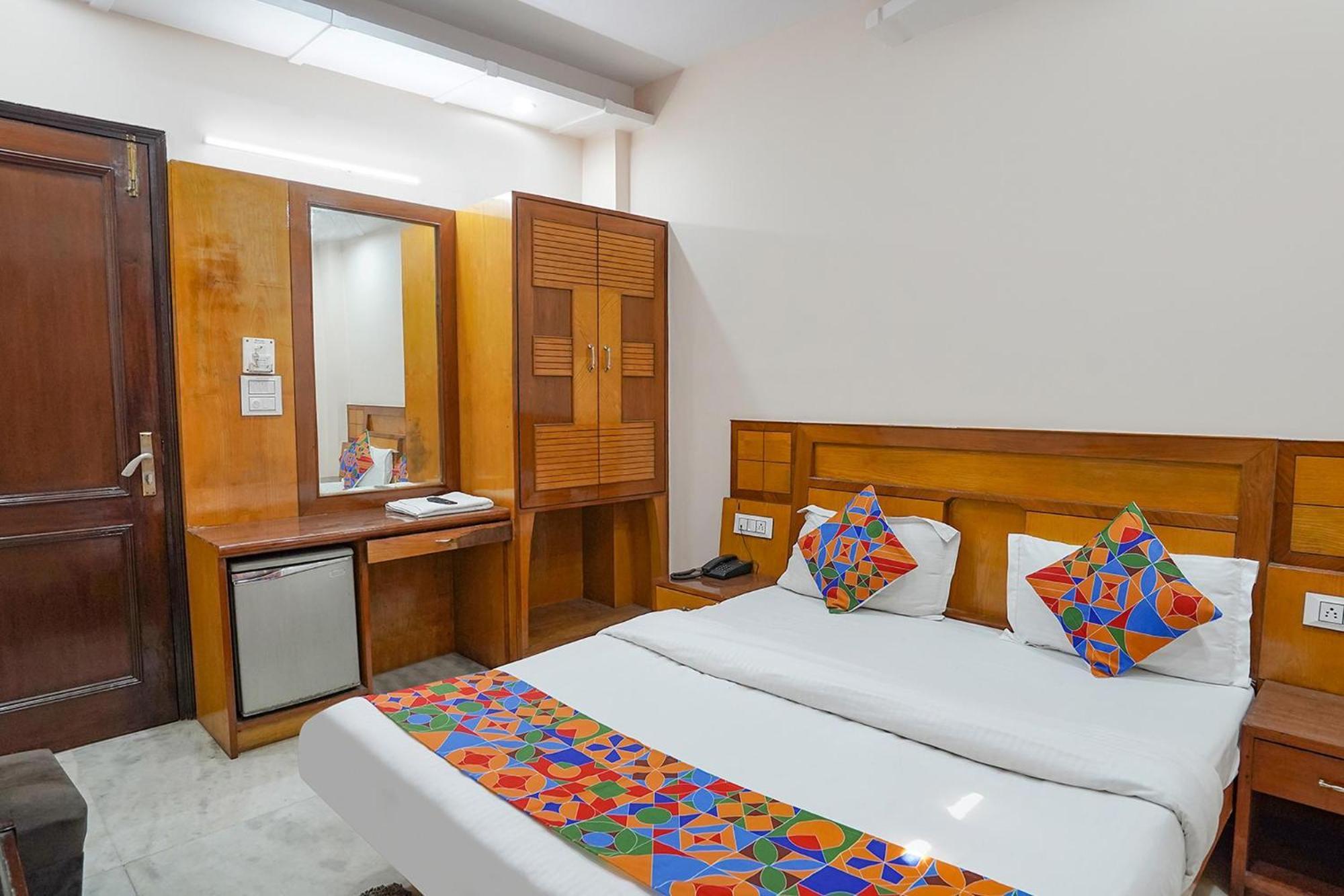 Fabhotel De Gold Nuova Delhi Esterno foto